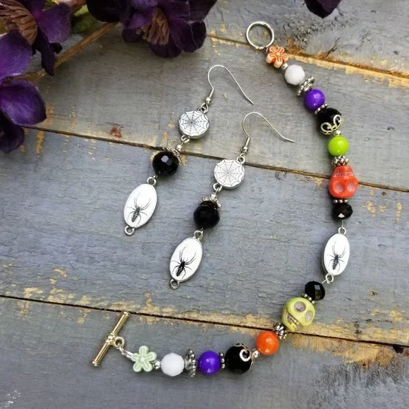 Artisan Bracelet Halloween Spider Skulls Orange Green Purple White Multi Beaded - Picture 8 of 10